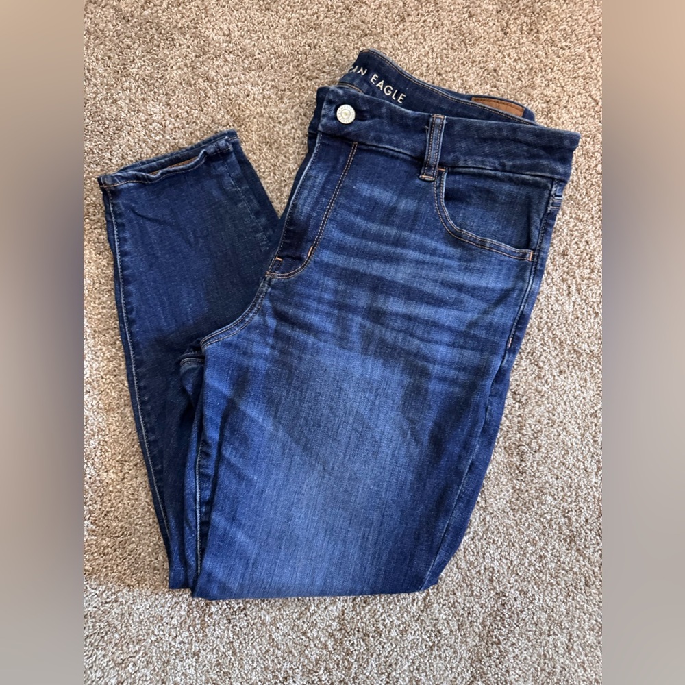 AE American Eagle next level stretch curvy jeggings size 16 short